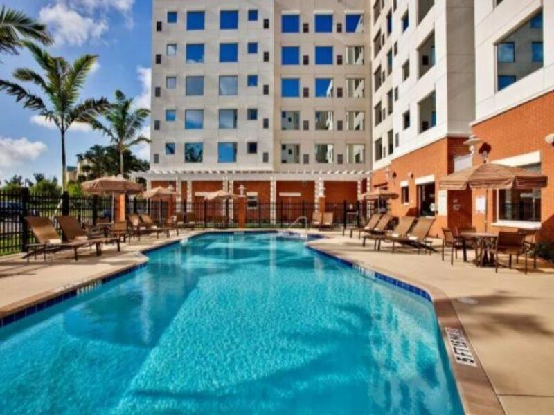 Hyatt House Fort Lauderdale Airport/Cruise Port Hotel Dania Beach Exterior photo