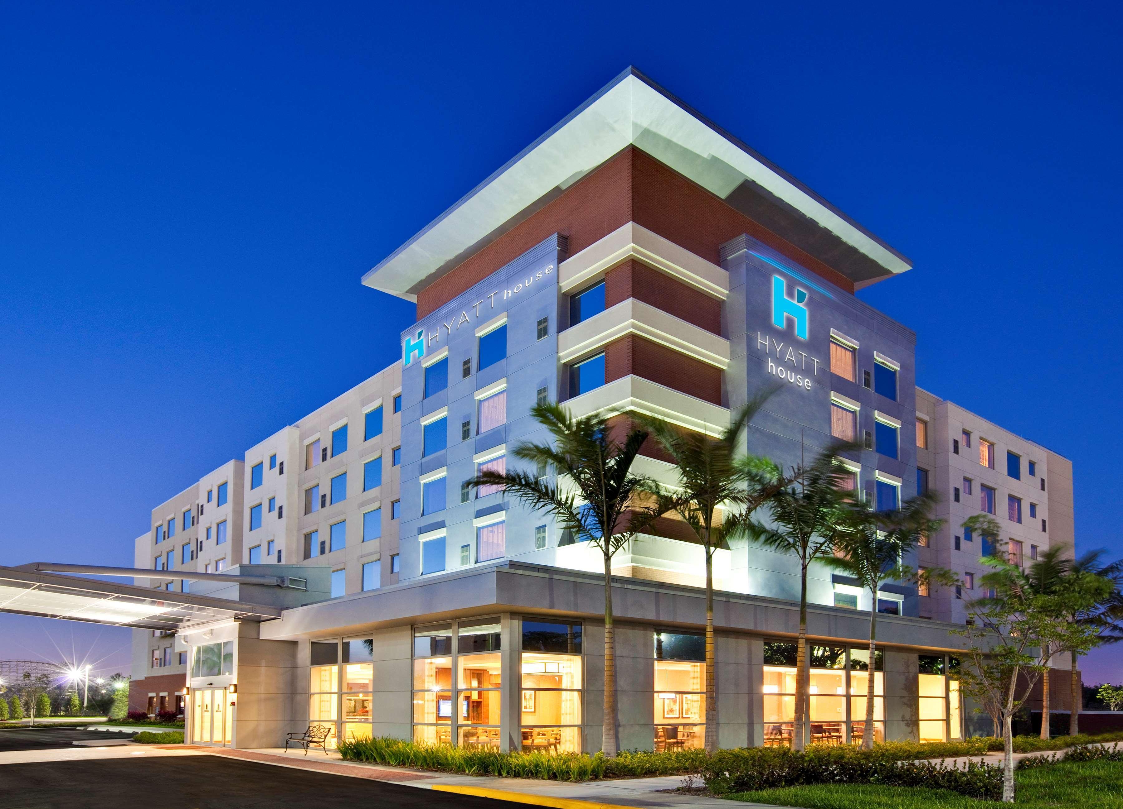 Hyatt House Fort Lauderdale Airport/Cruise Port Hotel Dania Beach Exterior photo