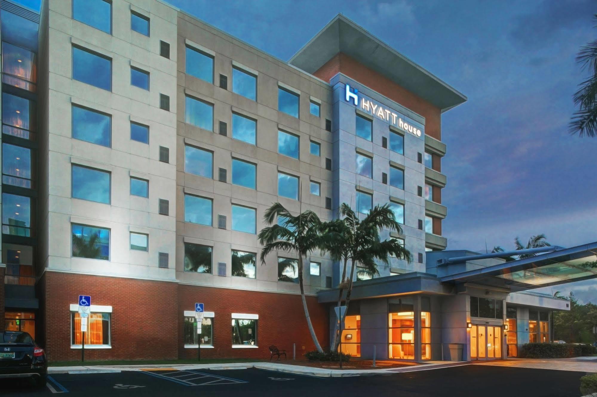 Hyatt House Fort Lauderdale Airport/Cruise Port Hotel Dania Beach Exterior photo